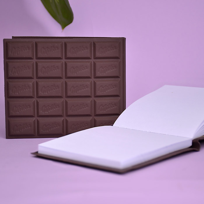 دفترچه-شکلاتی-میلکا