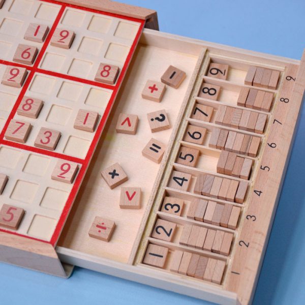 بازی فکری سودوکو چوبی ۱۰۰ مرحله‌ای؛ ورزش حرفه‌ای و لوکس برای ذهن wooden-sudoku-game