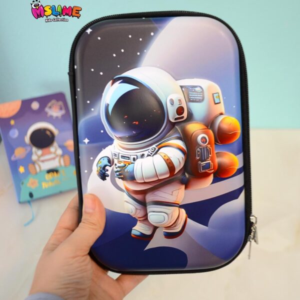 جامدادی-زیپ-دار-فضانورد-تبلتی-سایز-بزرگ۲