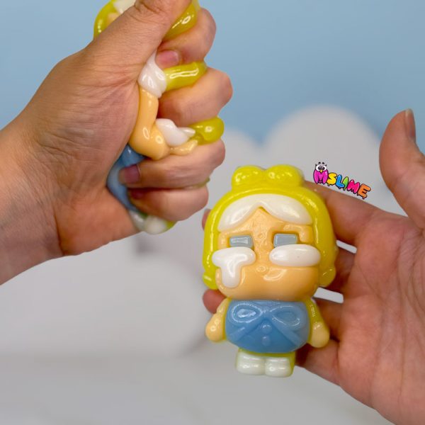 خرید اسکوییشی نرمالو طرح بچه گریان | ضد استرس نرم و کشسان از جنس TPR با رنگ‌های فانتزی